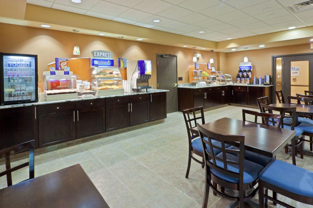Holiday Inn Express & Suites Ashtabula-Geneva By Ihg Austinburg Buitenkant foto