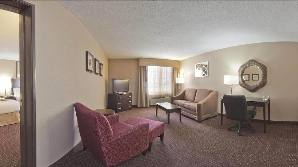 Holiday Inn Express & Suites Ashtabula-Geneva By Ihg Austinburg Buitenkant foto