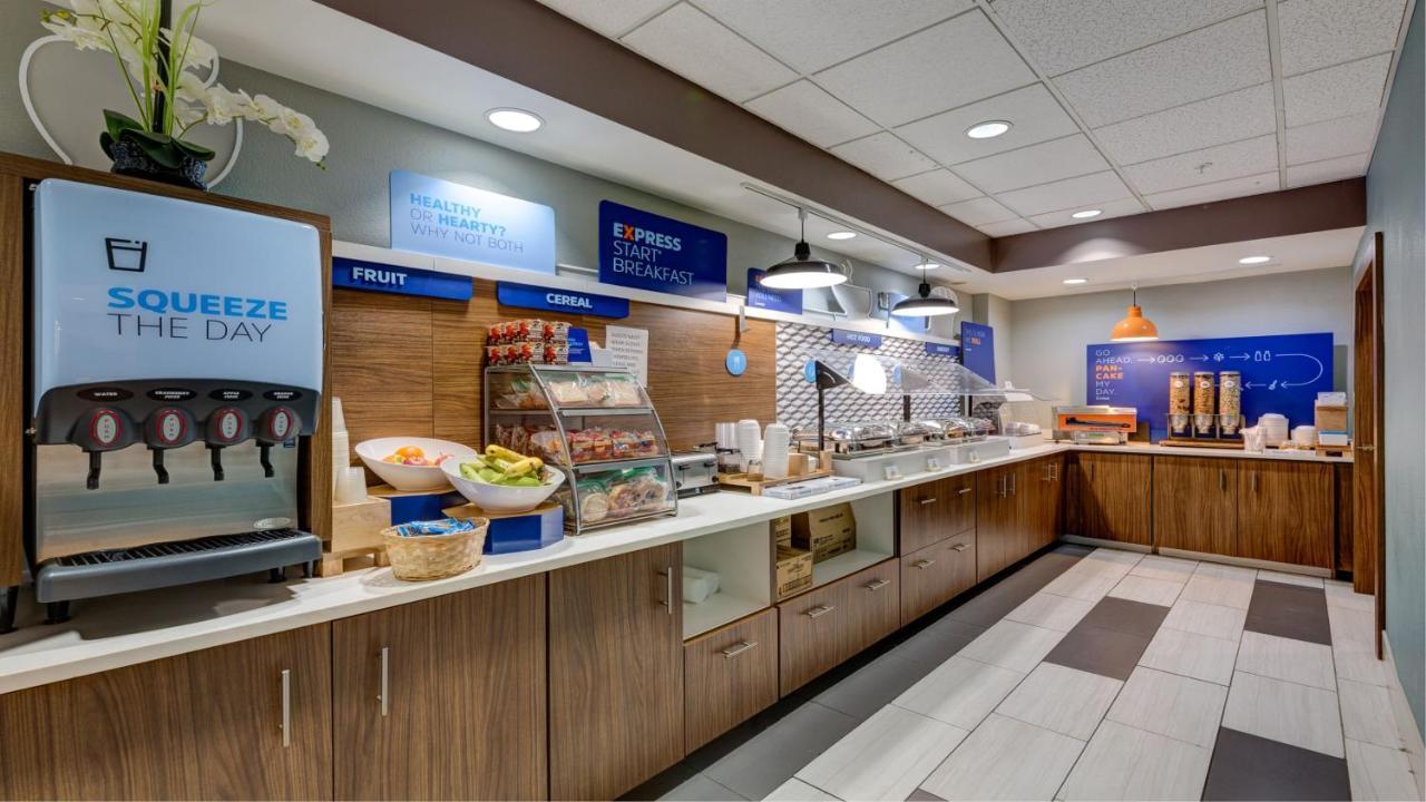Holiday Inn Express & Suites Ashtabula-Geneva By Ihg Austinburg Buitenkant foto