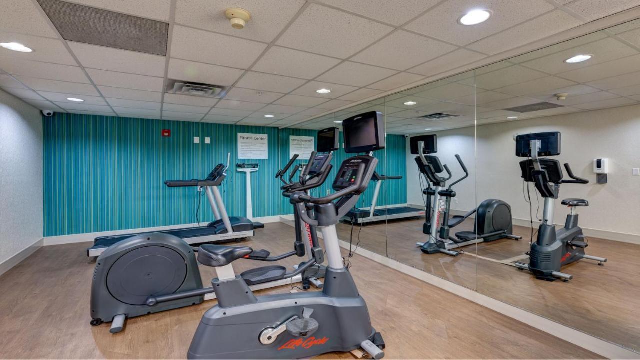 Holiday Inn Express & Suites Ashtabula-Geneva By Ihg Austinburg Buitenkant foto