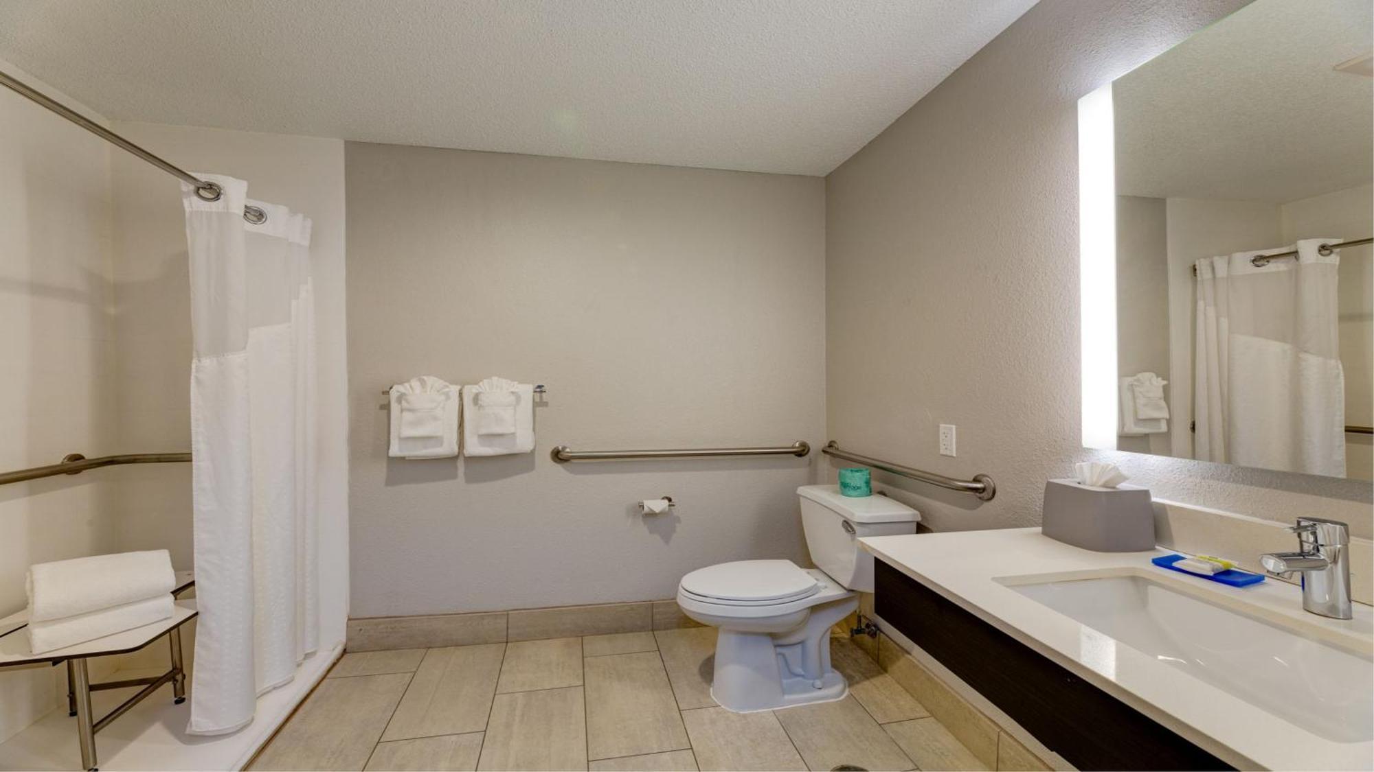 Holiday Inn Express & Suites Ashtabula-Geneva By Ihg Austinburg Buitenkant foto